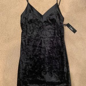 NWT lulus black velour/velvet mini dress M tank strappy